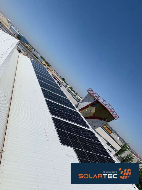 Instalación solar 180,4Kw Centro Logístico 2